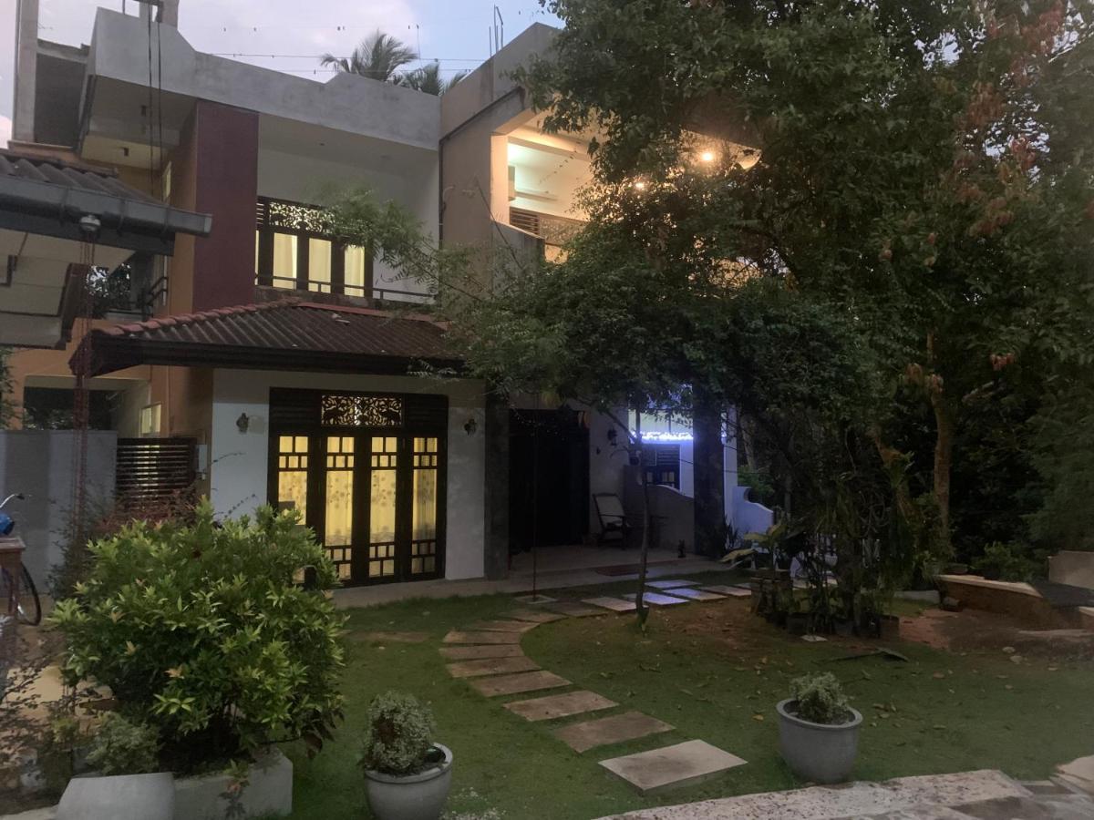 Center Point Homestay Unawatuna