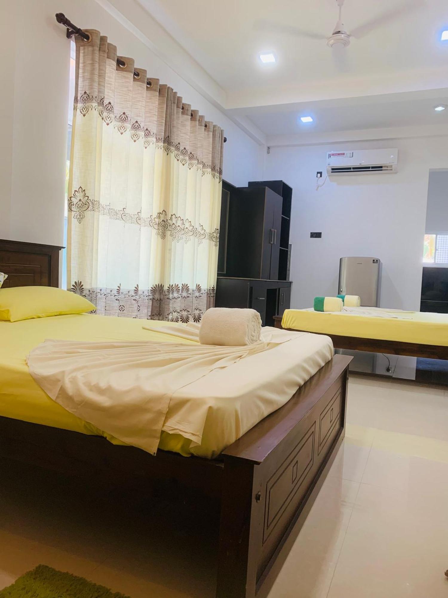 Homestay Center Point Unawatuna